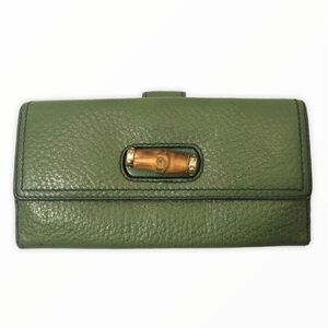 Gucci green leather wallet